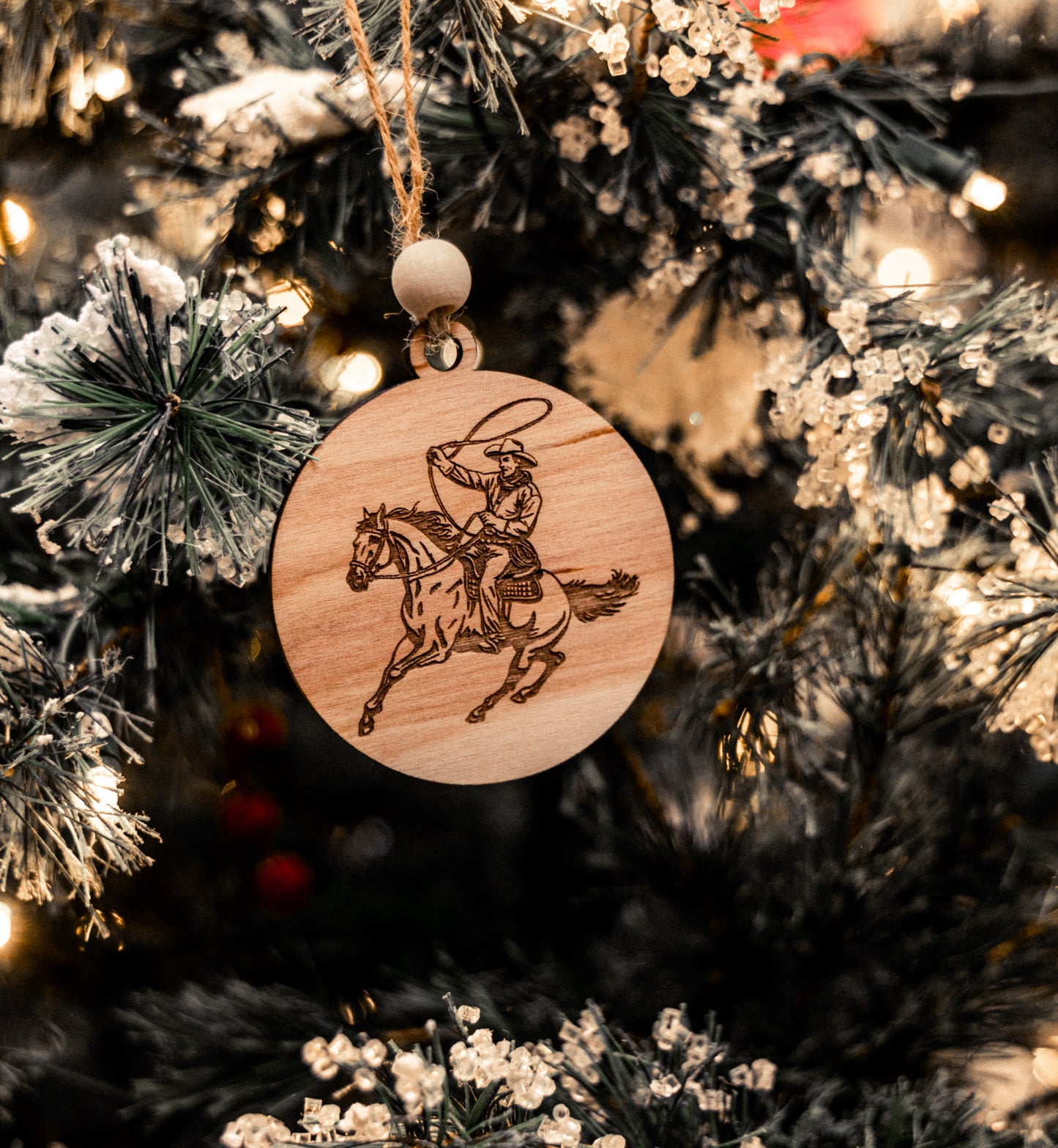 ROPIN’ CHRISTMAS ORNAMENT