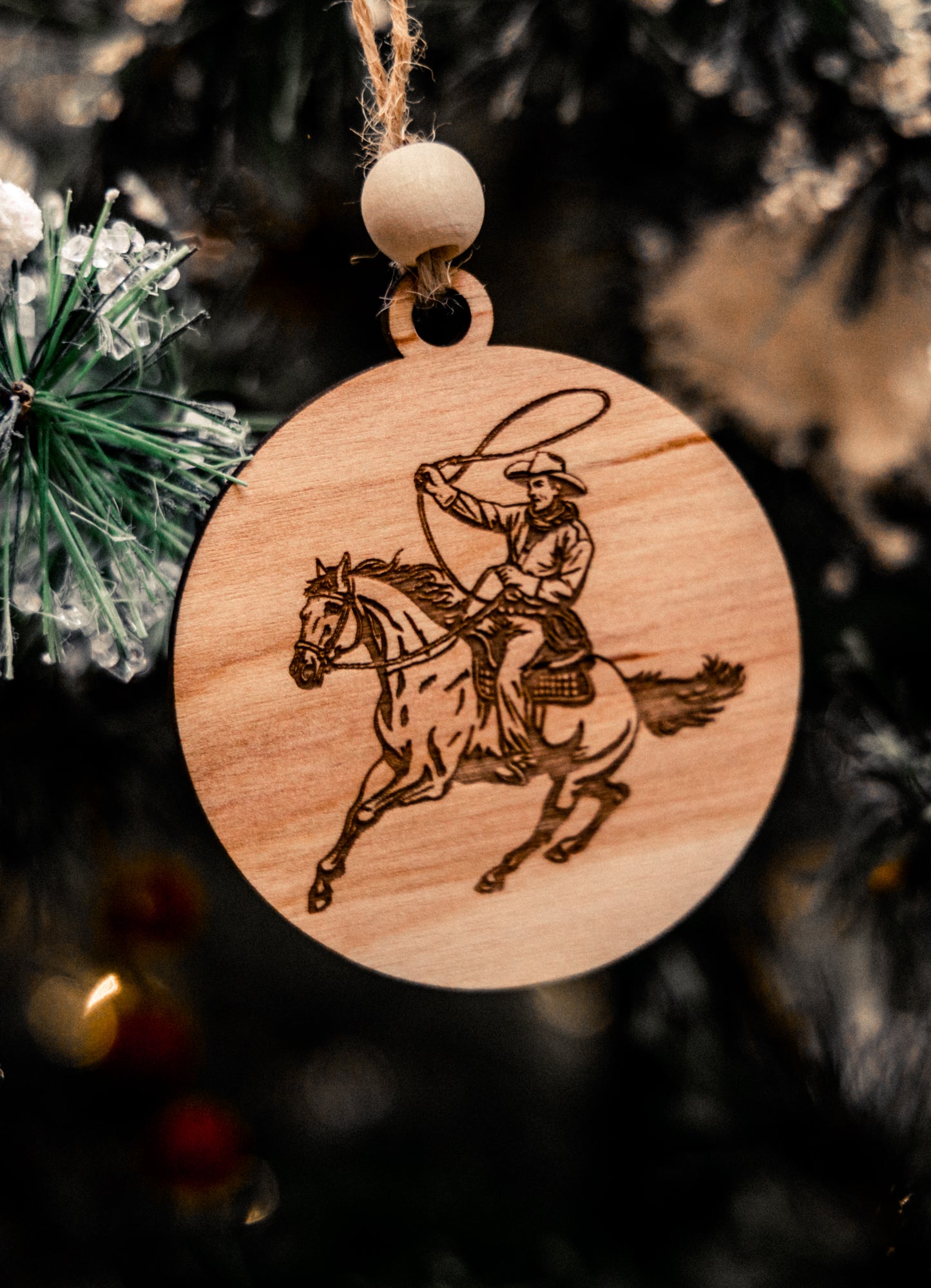 ROPIN’ CHRISTMAS ORNAMENT