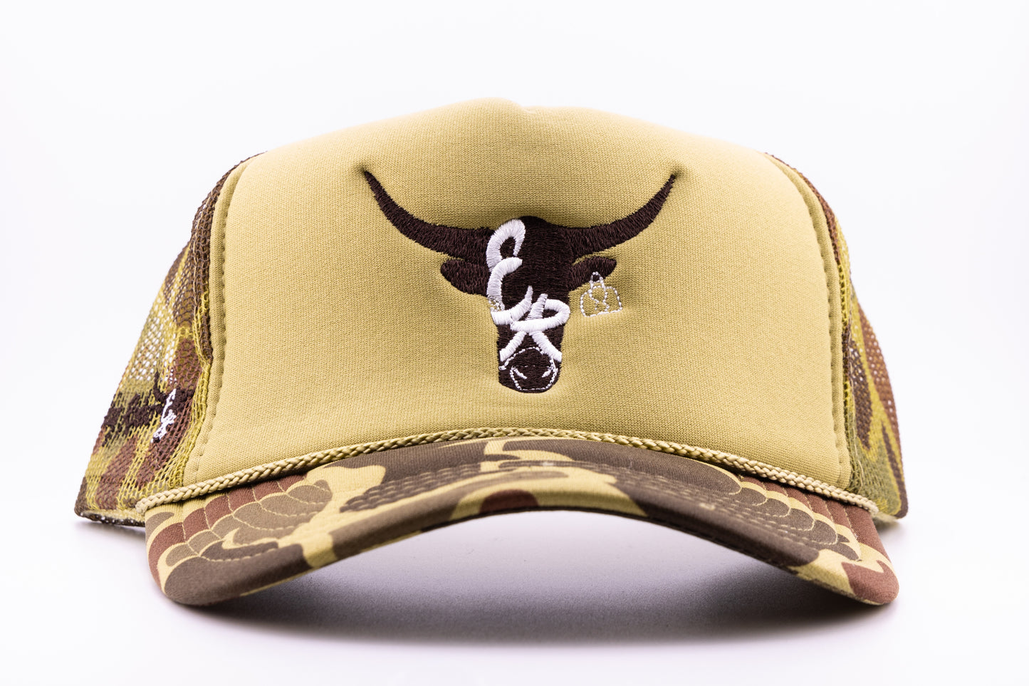 CAMO STEER HEAD LOGO TRUCKER GAT